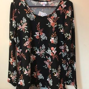 LuLaRoe Lynnae top